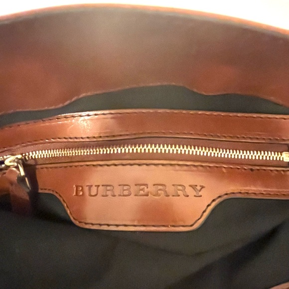 Burberry House Check Bridle Lynher Tote in Brown - Picture 8 of 9